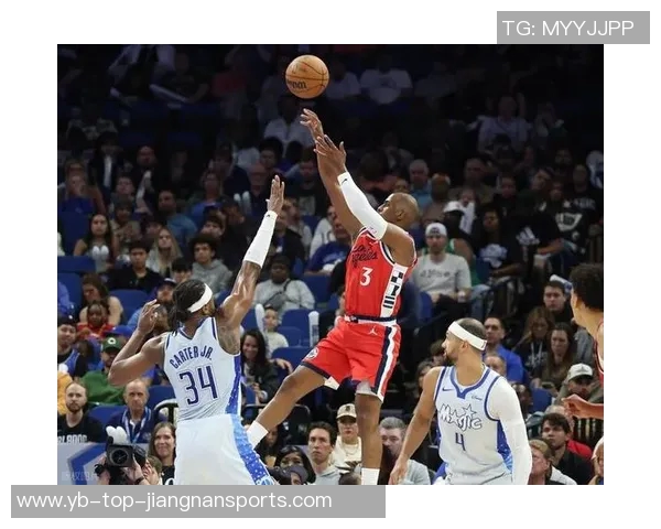 热火三分雨倾泻全场46投24中快船仅9中艰难反击 热火三分雨倾泻全场46投24中快船仅9中艰难反击