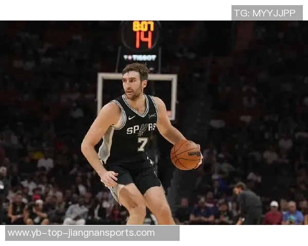 本赛季防守表现最佳的10位球员科内特领衔戈贝尔紧随其后