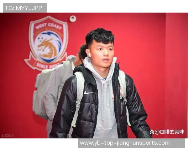 杨希正式加盟上海海港足球俱乐部开启新征程期待为球队贡献力量